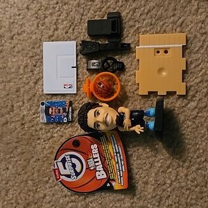 Zuru NBA Ballers 5 Surprise LaMelo Ball,Charlotte Hornets